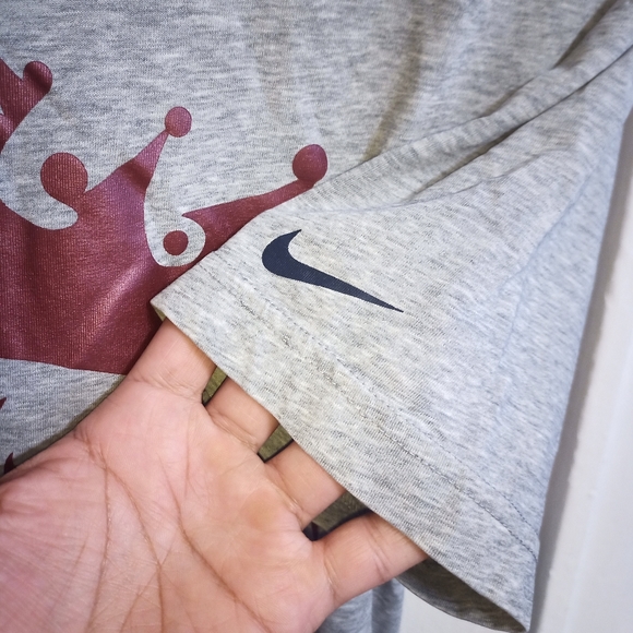 Nike lebron lion tee size Med - Picture 2 of 4